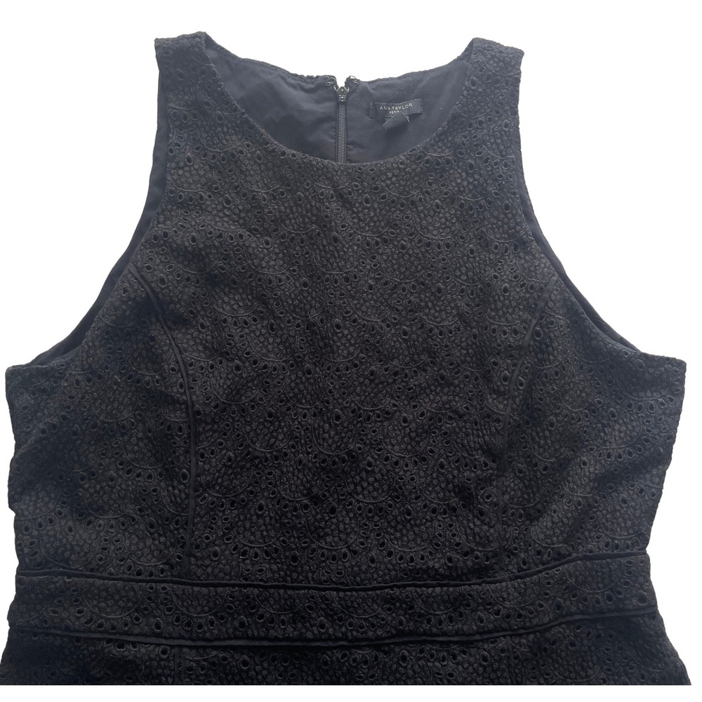 Ann Taylor Eyelet Lace Dress Women 10P Black Sleeveless Flared Broderie Anglaise